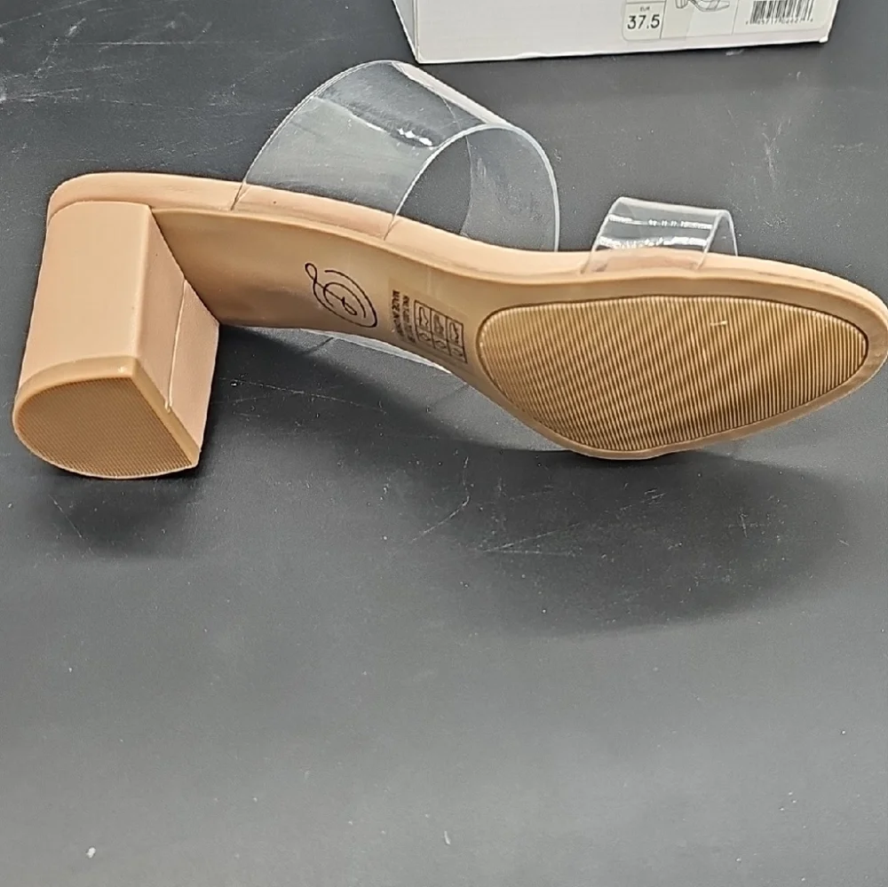 Chinese Laundry ROBINN - Picture 4 of 4